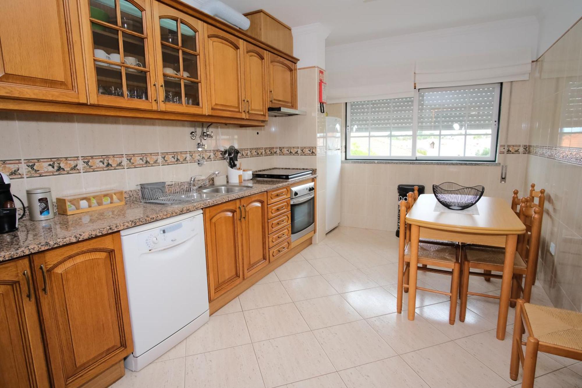 אלבופיירה Apartamento T2 Em Condominio Fechado. מראה חיצוני תמונה